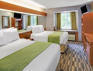 Microtel Inn & Suites By Wyndham Чероки Экстерьер фото
